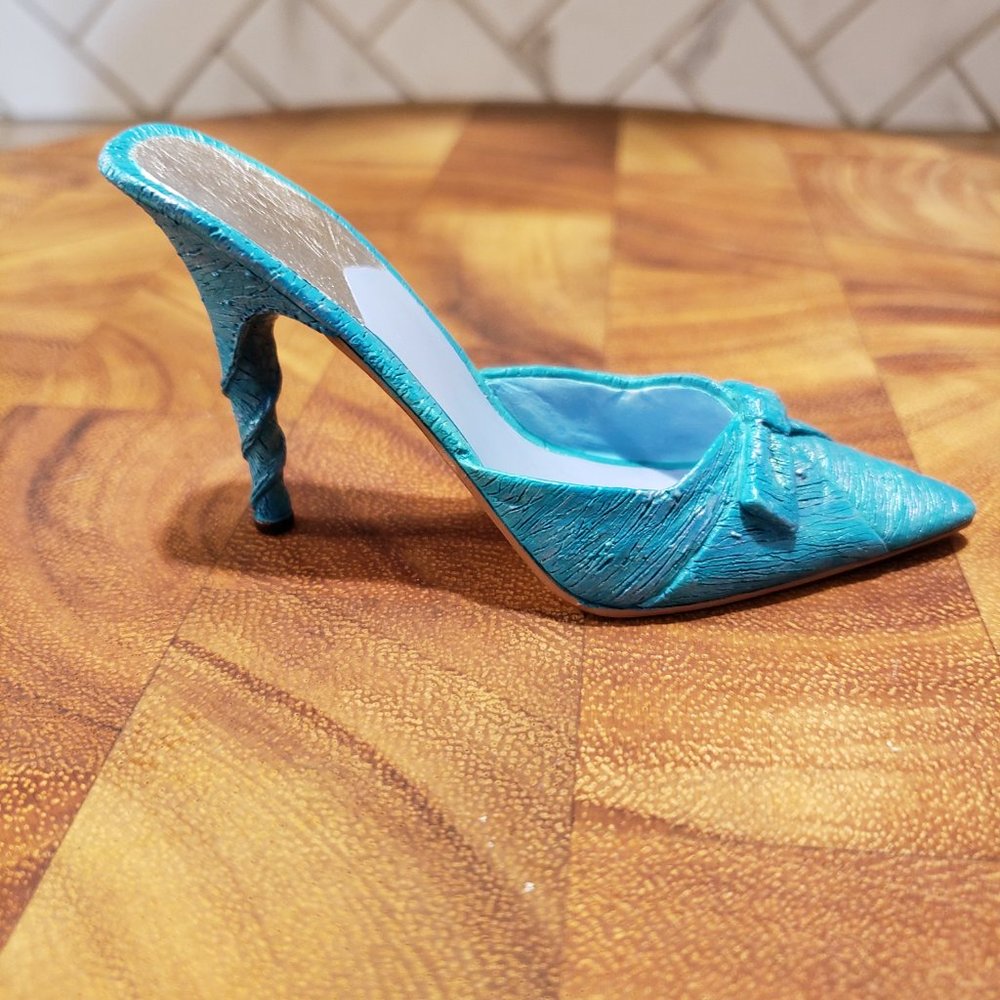 Just the Right Shoe, Silken Wrap, 25125, 2001